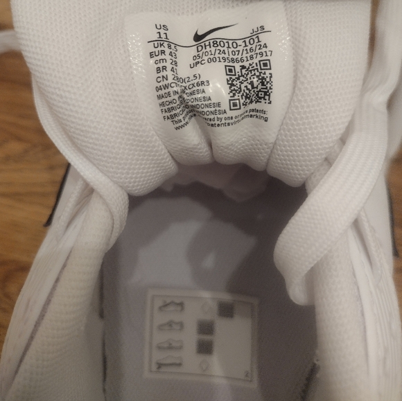 Women's Size 11 Nike Air Max 90 Next Nature 'White Sneakers - Picture 8 of 8